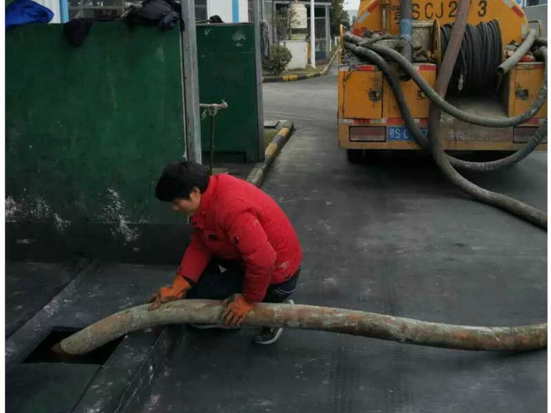 津南区莉双公路专业下水道疏通，管道疏通高压清洗抽糞
